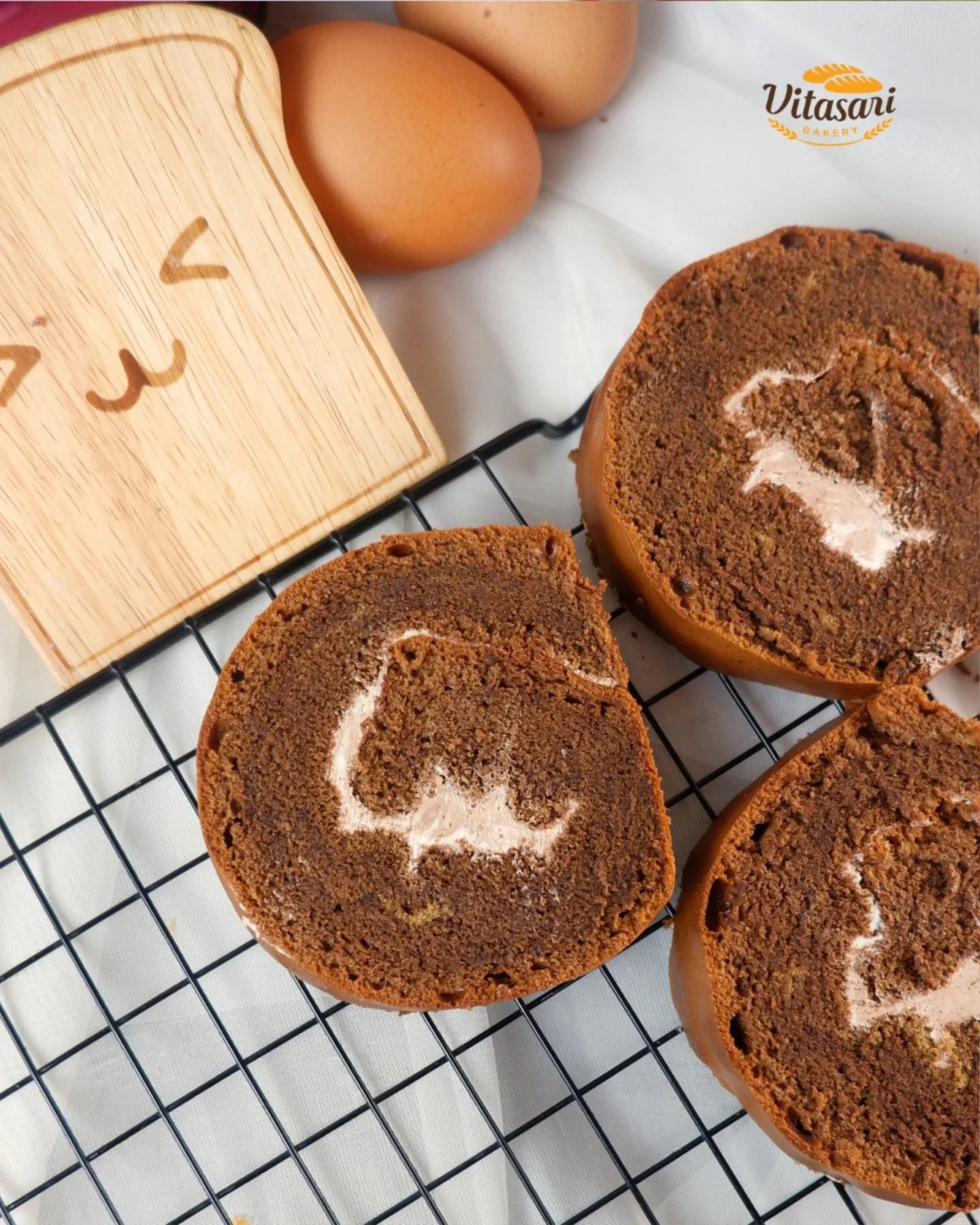 Bolu Gulung Besar Coklat