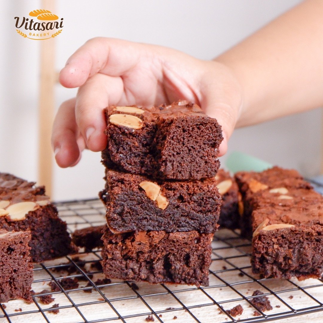 Brownies Panggang Almond